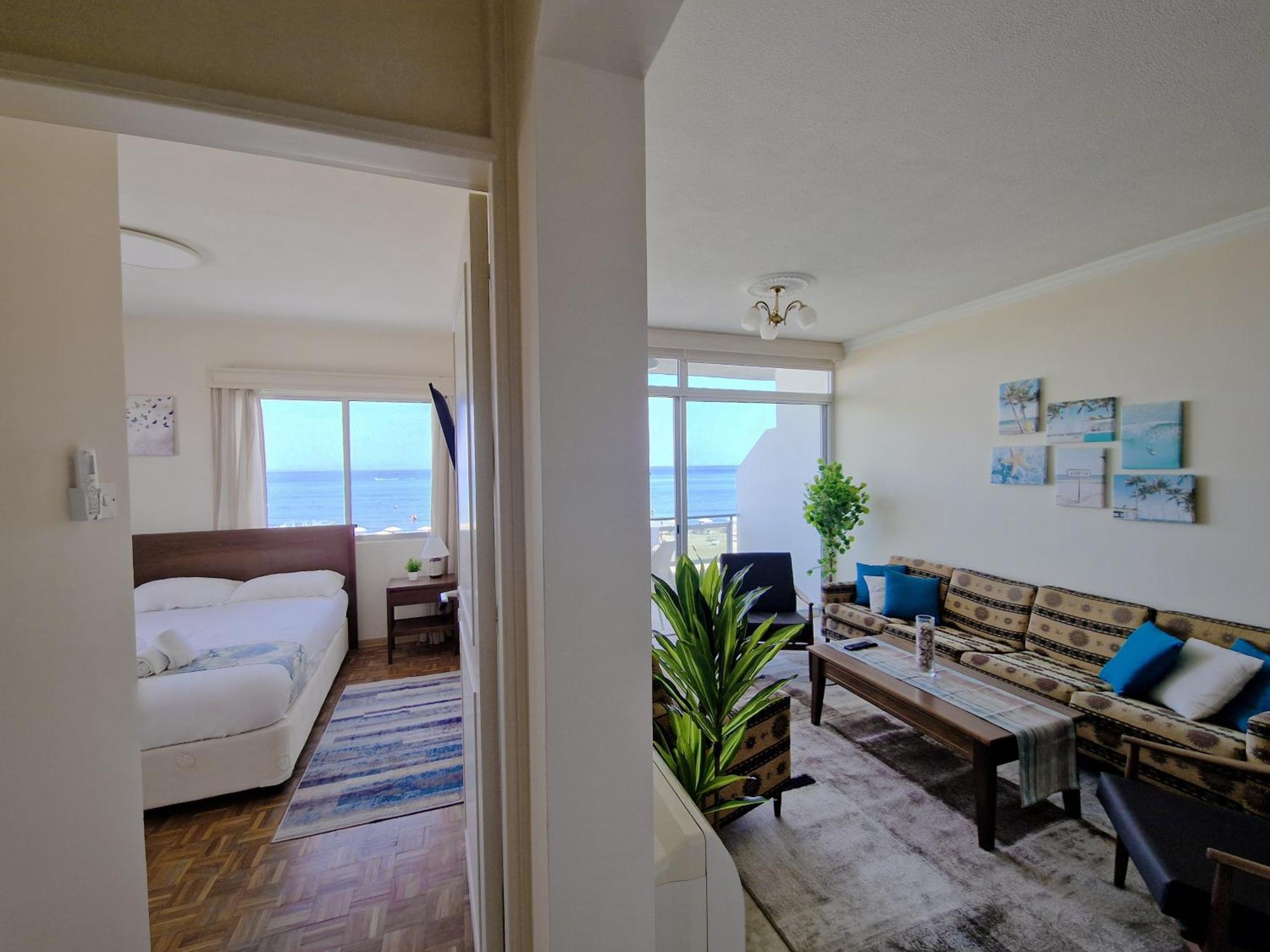 Makenzy Sandy Beachfront Paradise Larnaca Eksteriør billede
